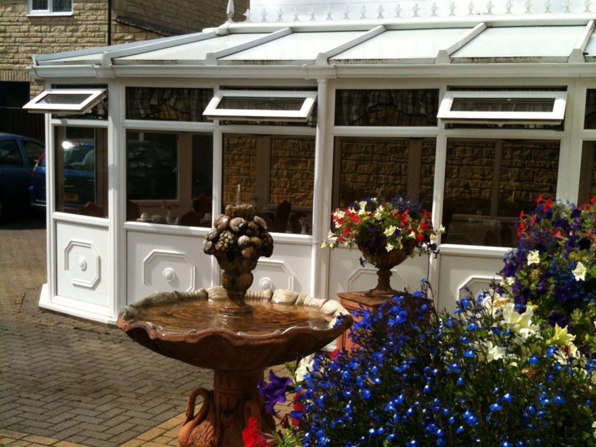 Broadlands Guest House
