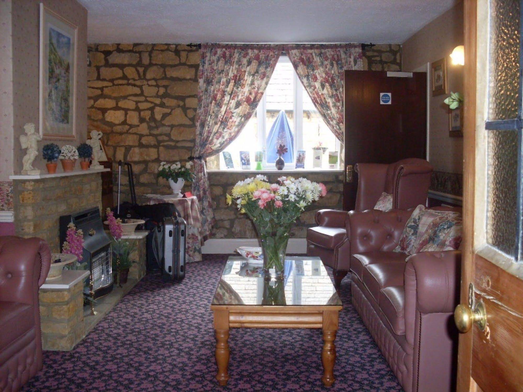 Broadlands Guest House