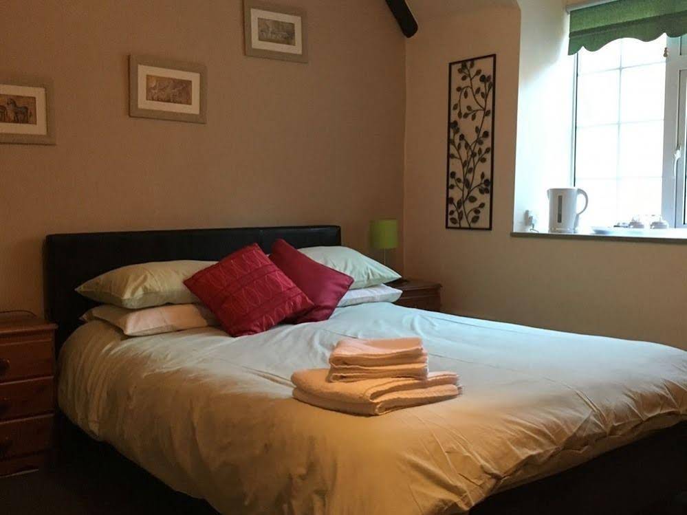 Chestnuts Bed And Breakfast