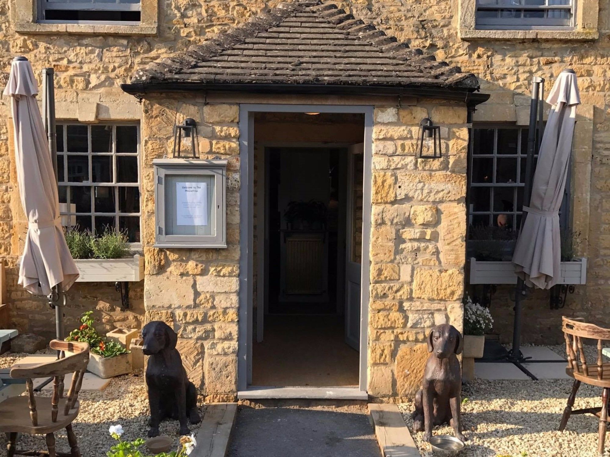 The Mousetrap Inn