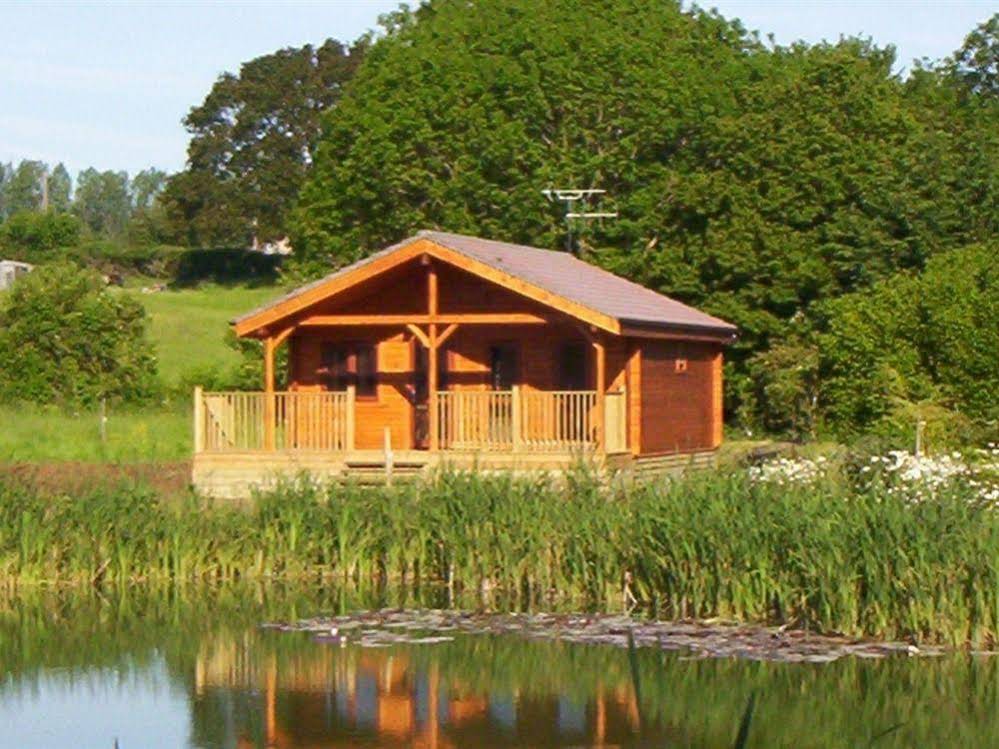 Watermeadow Lakes And Lodges