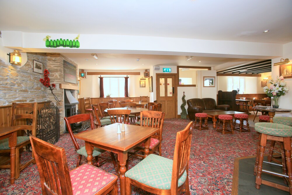 The Globe Inn