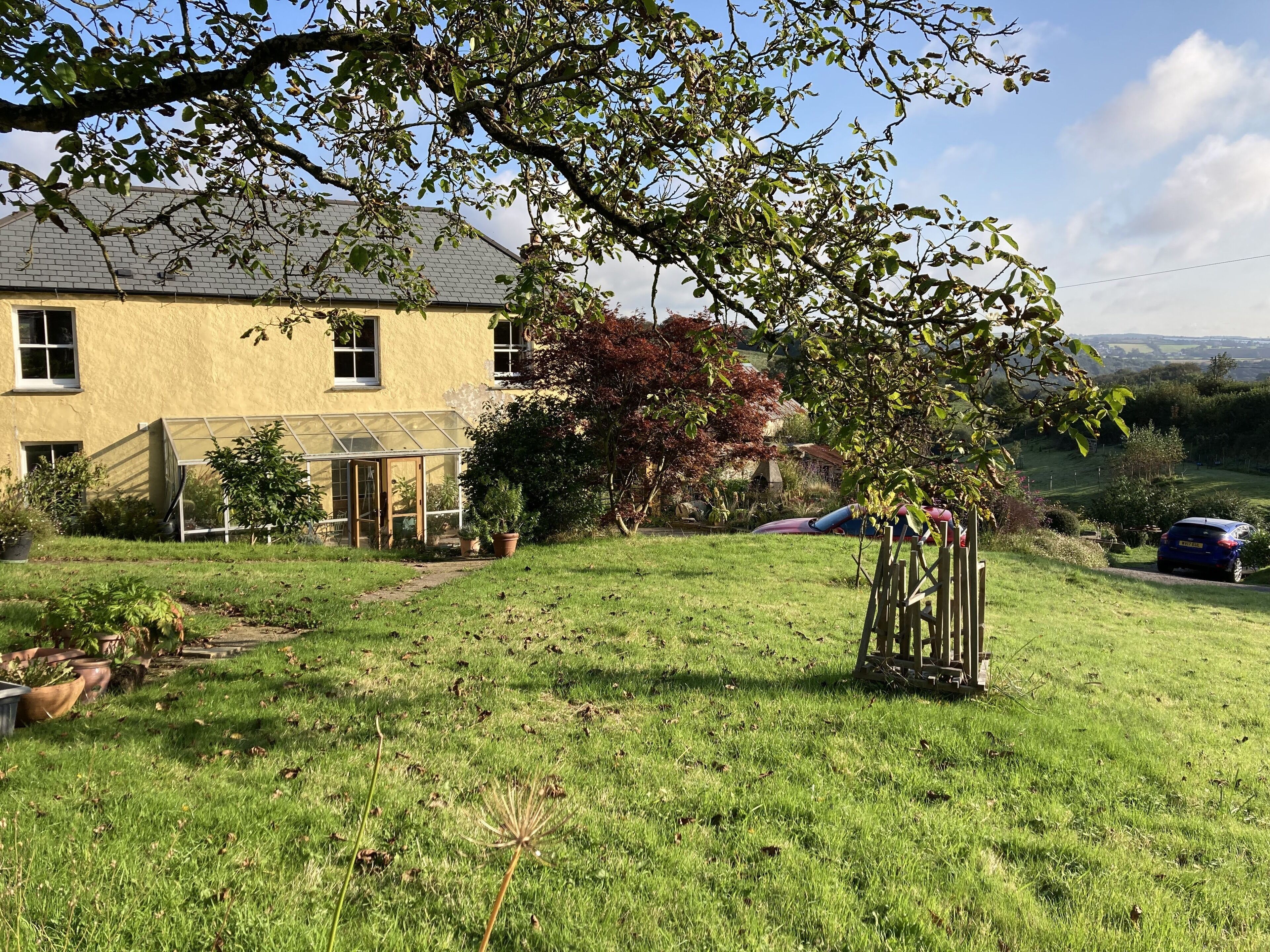 Frizenham Farmhouse B&B
