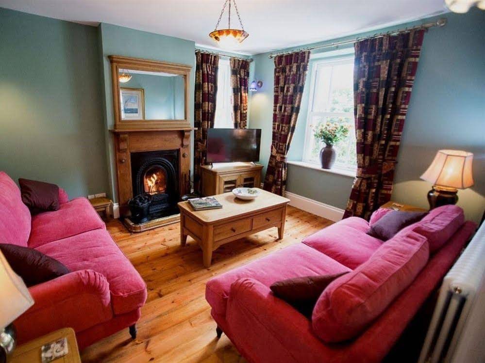 Withy Cottages