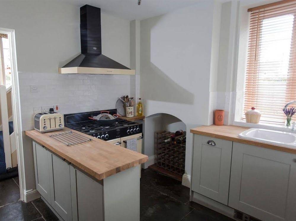Withy Cottages