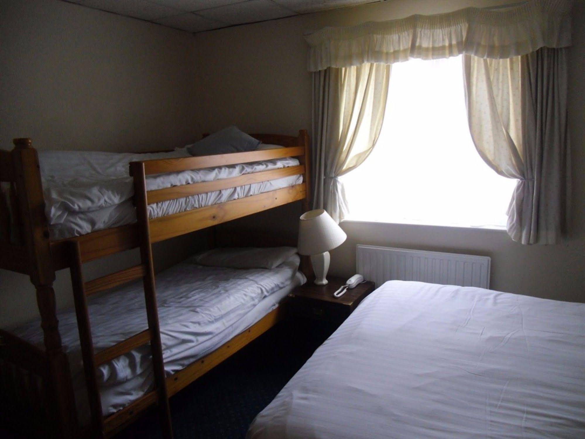 Sportsmans Inn & Ivybridge Hotel