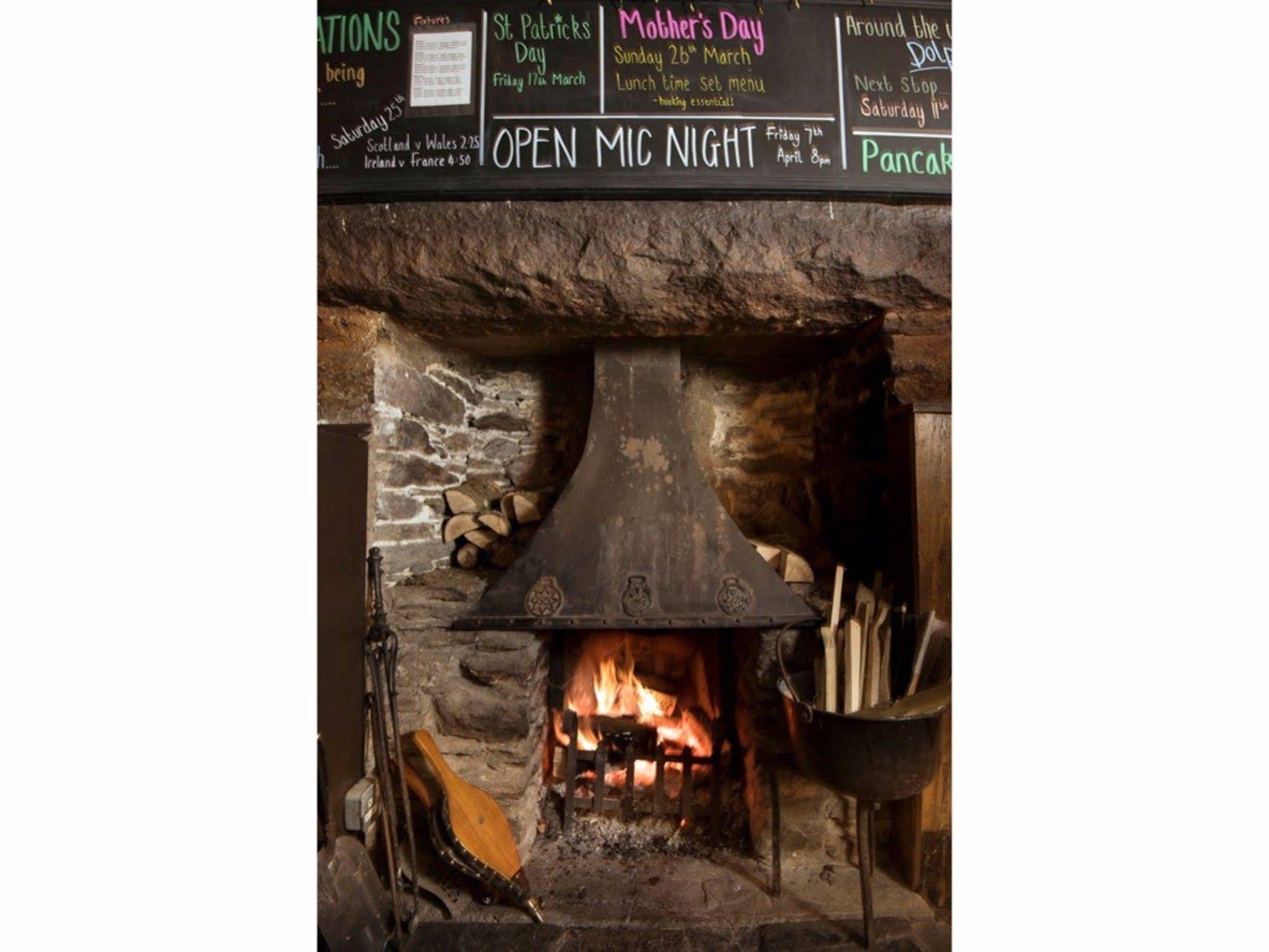 The Dolphin Inn