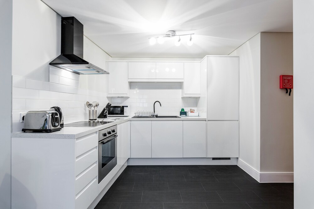 Marina Place by Roomspace Apartments