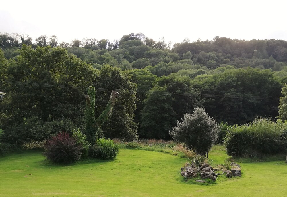 Riverside B&B