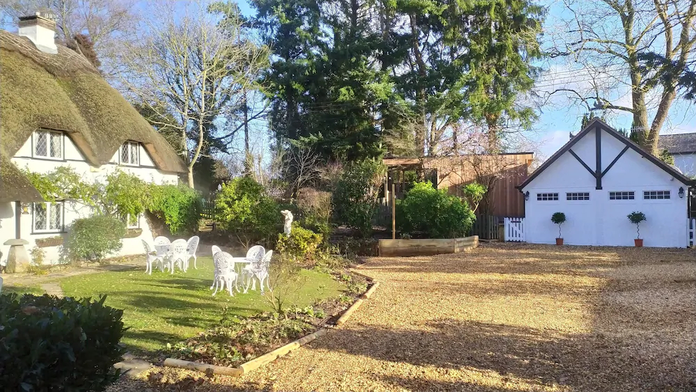 Thatched Eaves