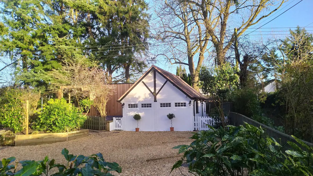 Thatched Eaves