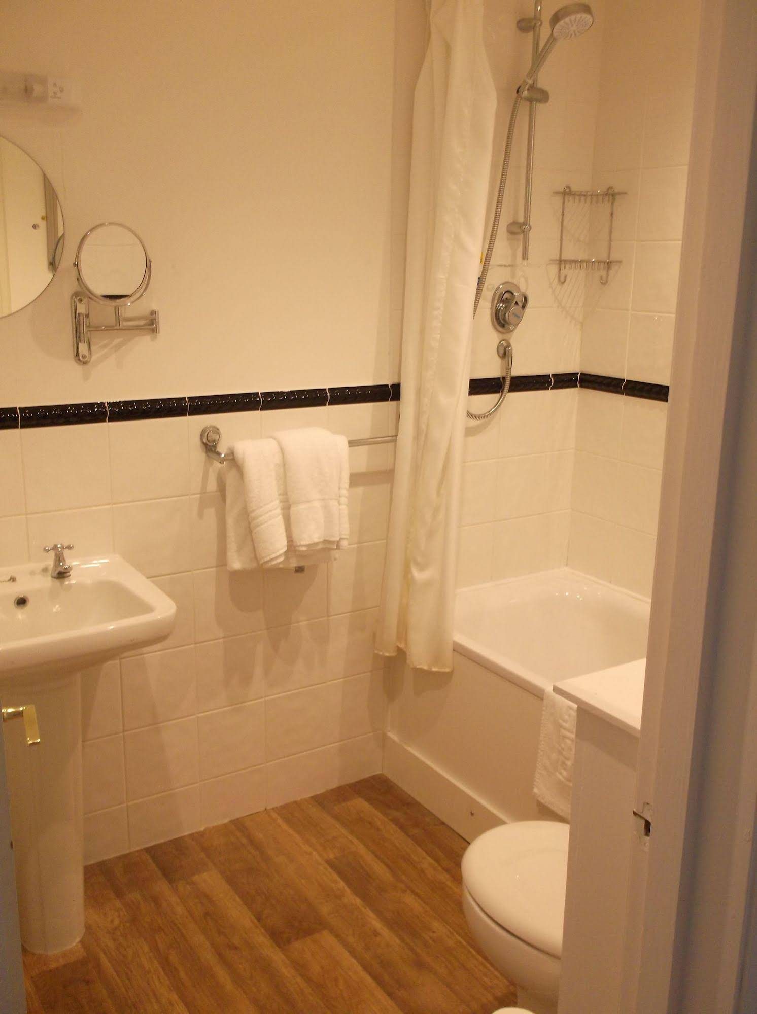 Kitley House Hotel