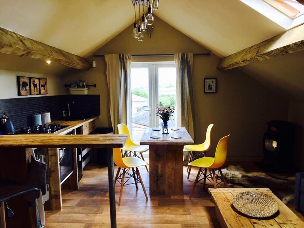 Gracie's Lodge