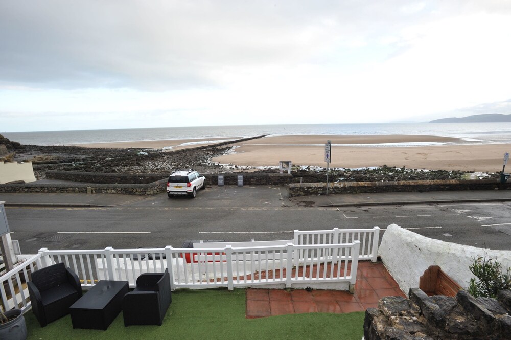 The Sea View Guest House