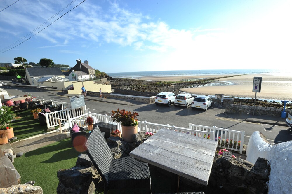 The Sea View Guest House