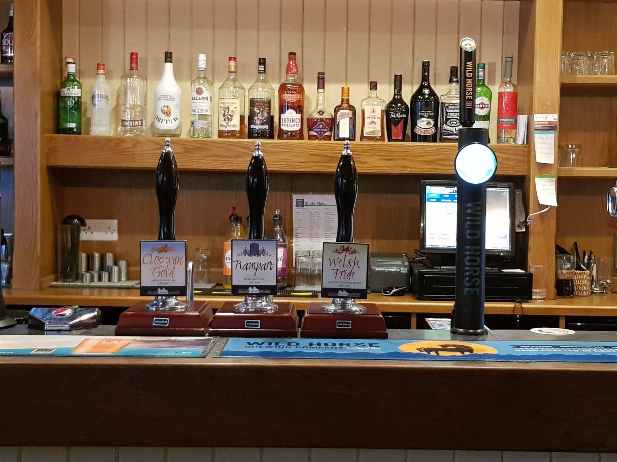 Glan Aber Hotel Bunk House
