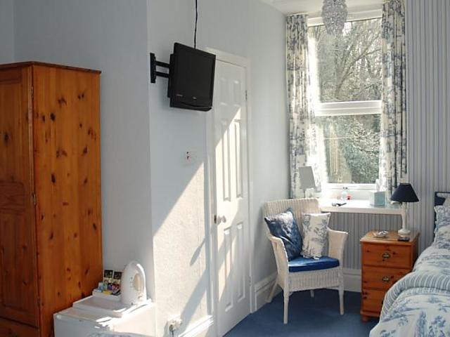 Tan Dinas Country House