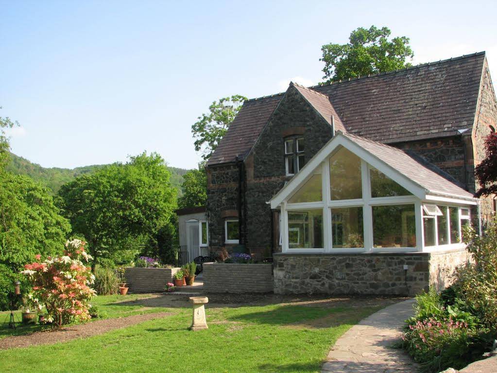 The Courthouse Henllys