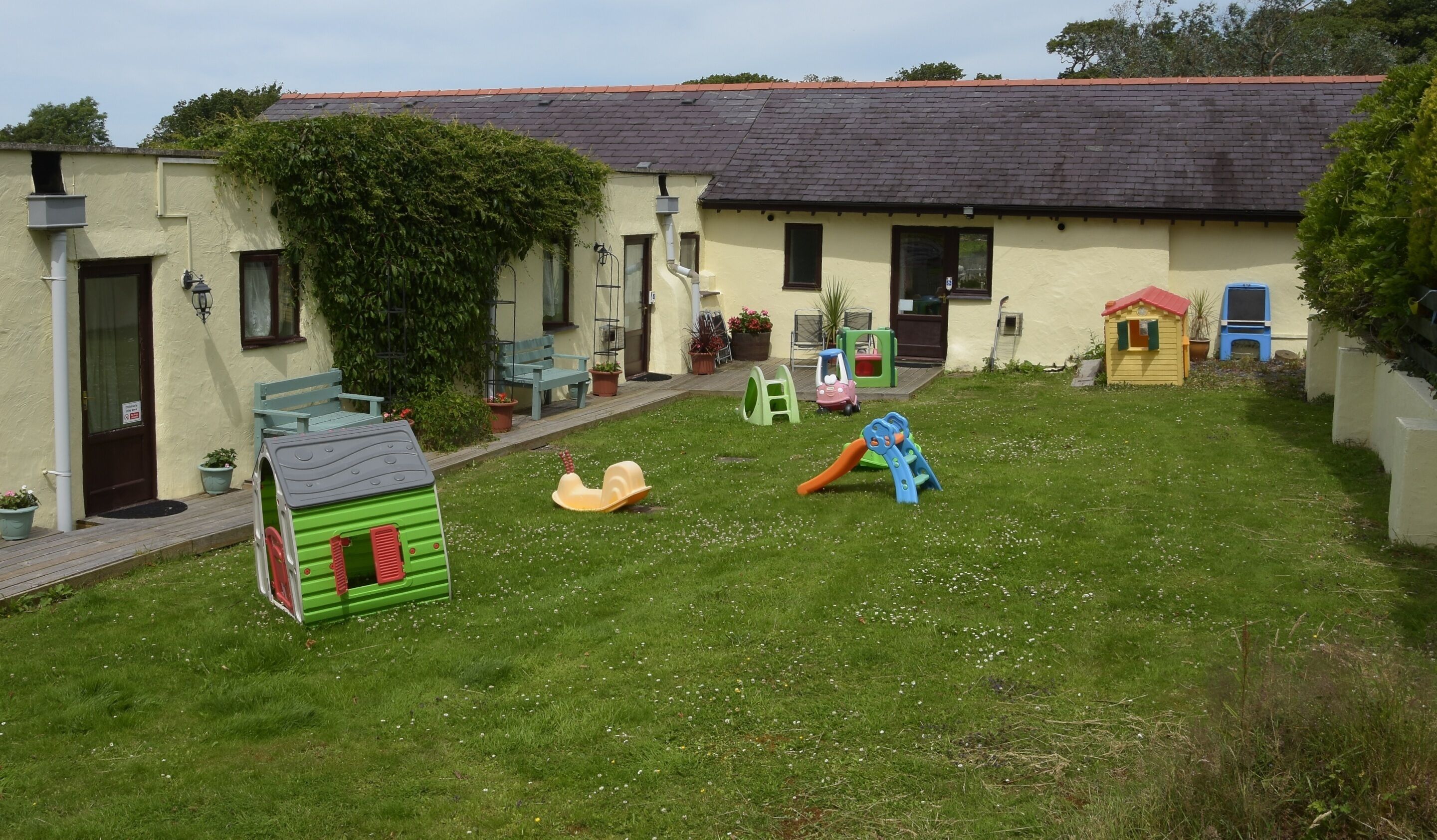 Cae Berllan Holiday Cottages