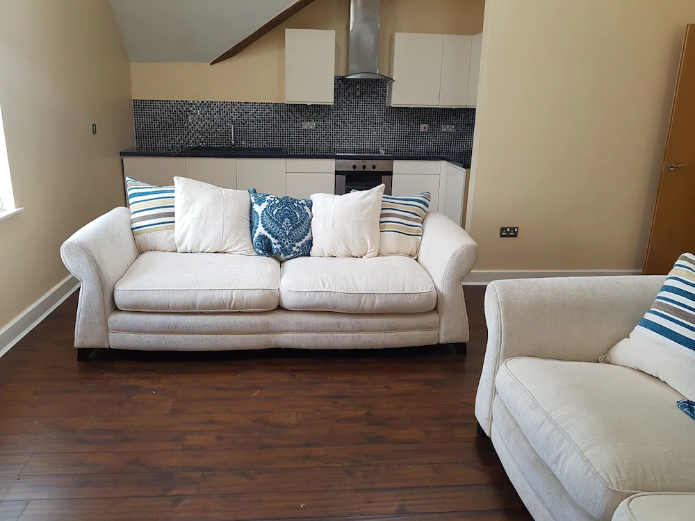 Ashgrove Court Penthouse's by Cardiff Holiday Homes