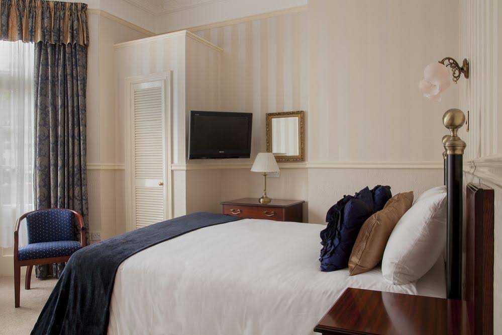 Lincoln House Private Hotel