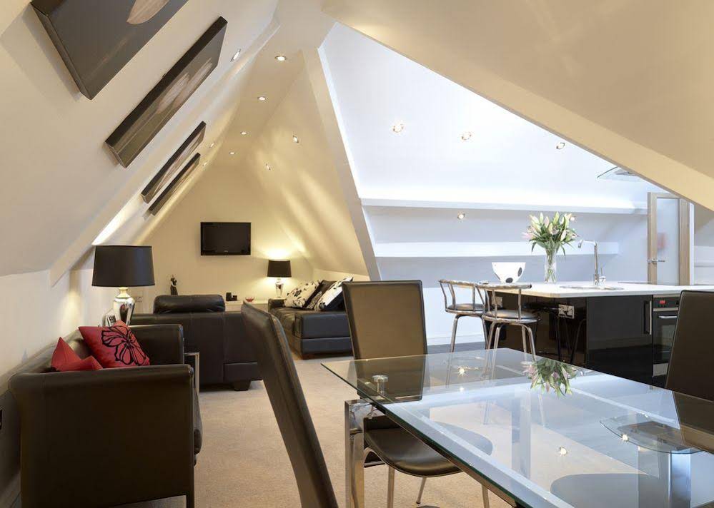 Lincoln House Private Hotel