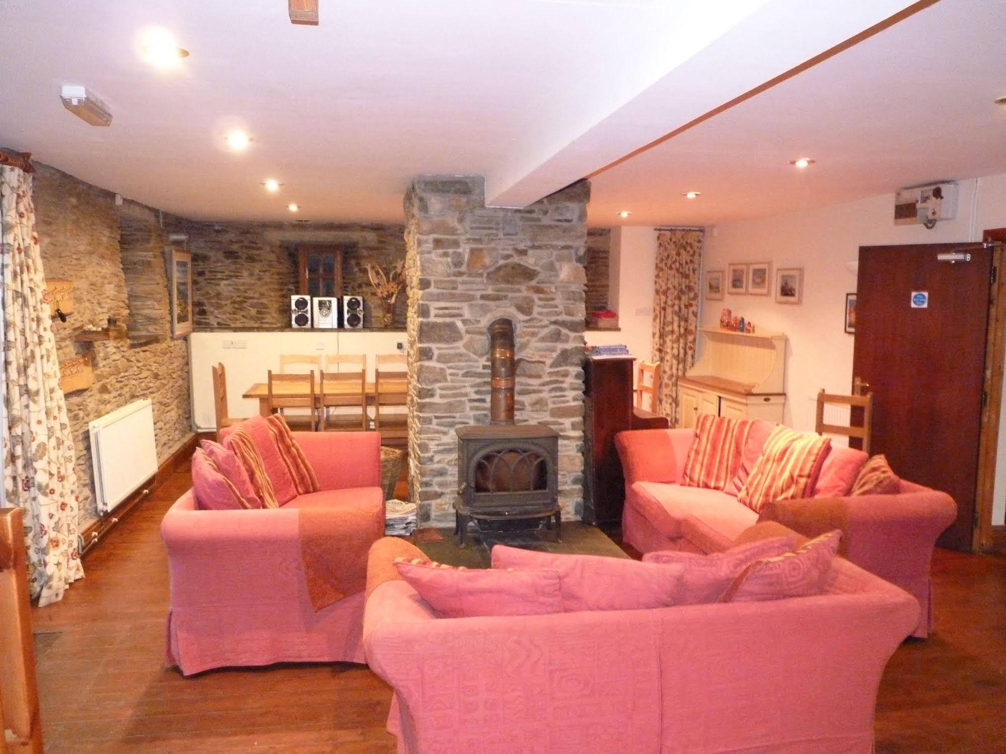 Ceridwen House