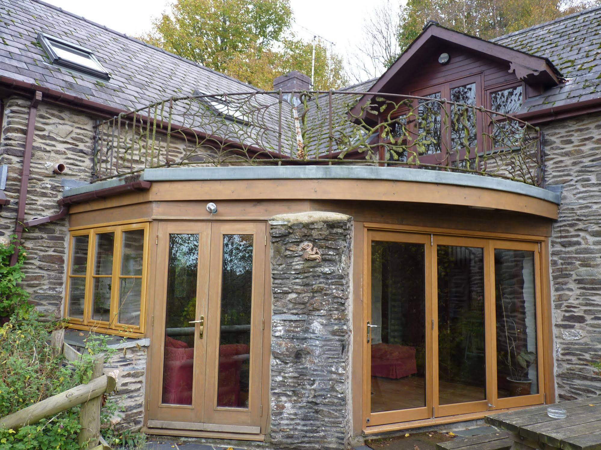 Ceridwen House