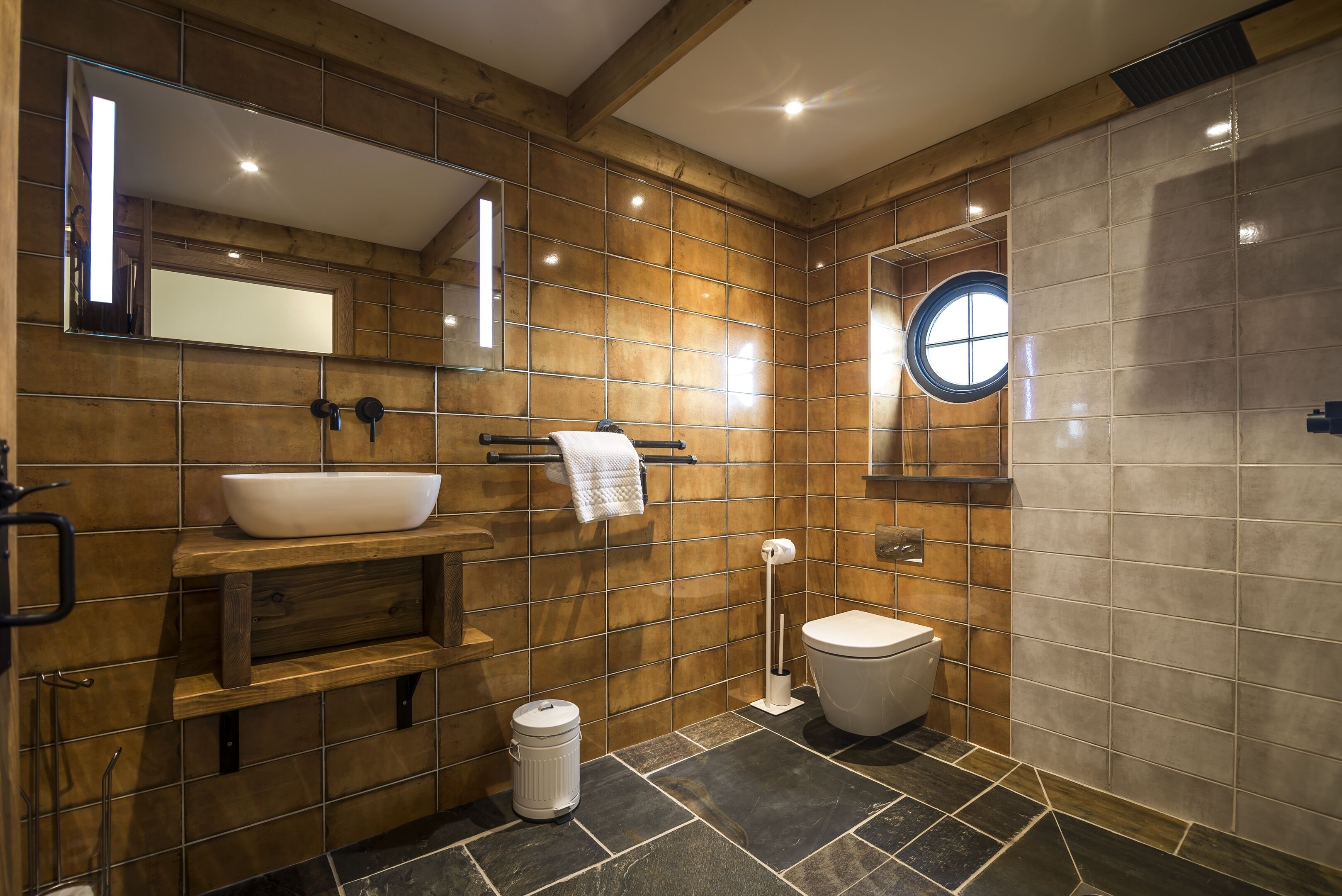 Lavender Luxurious Barn Conversion Blossom Farm