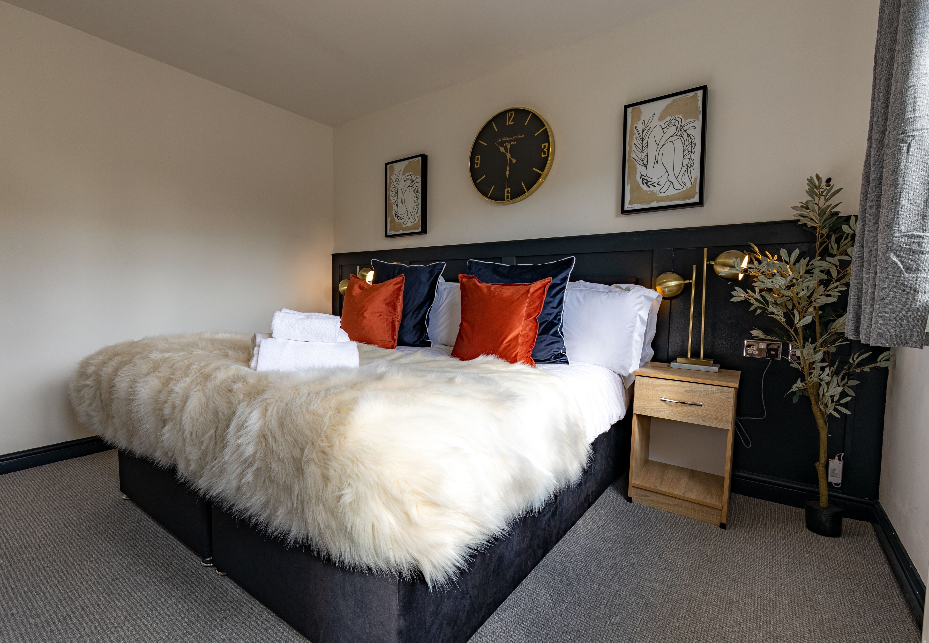Angharad Hotel