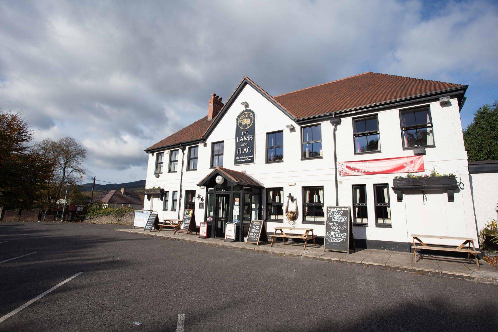 The Lamb & Flag