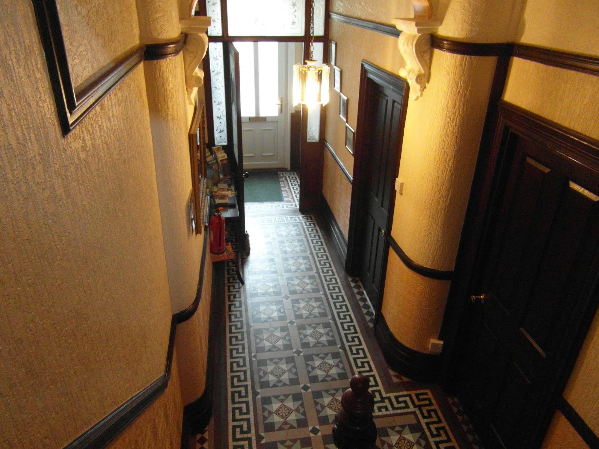 Adeline Guest House
