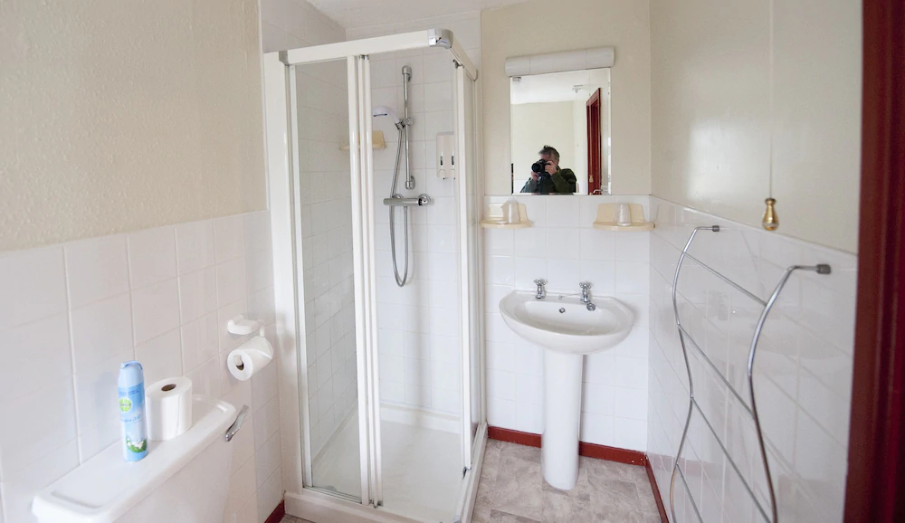 Cwmwennol Country House