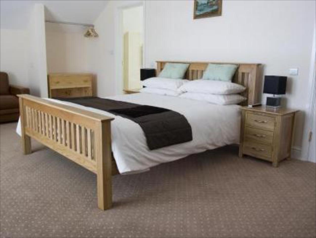 Woodridge Inn Hotel