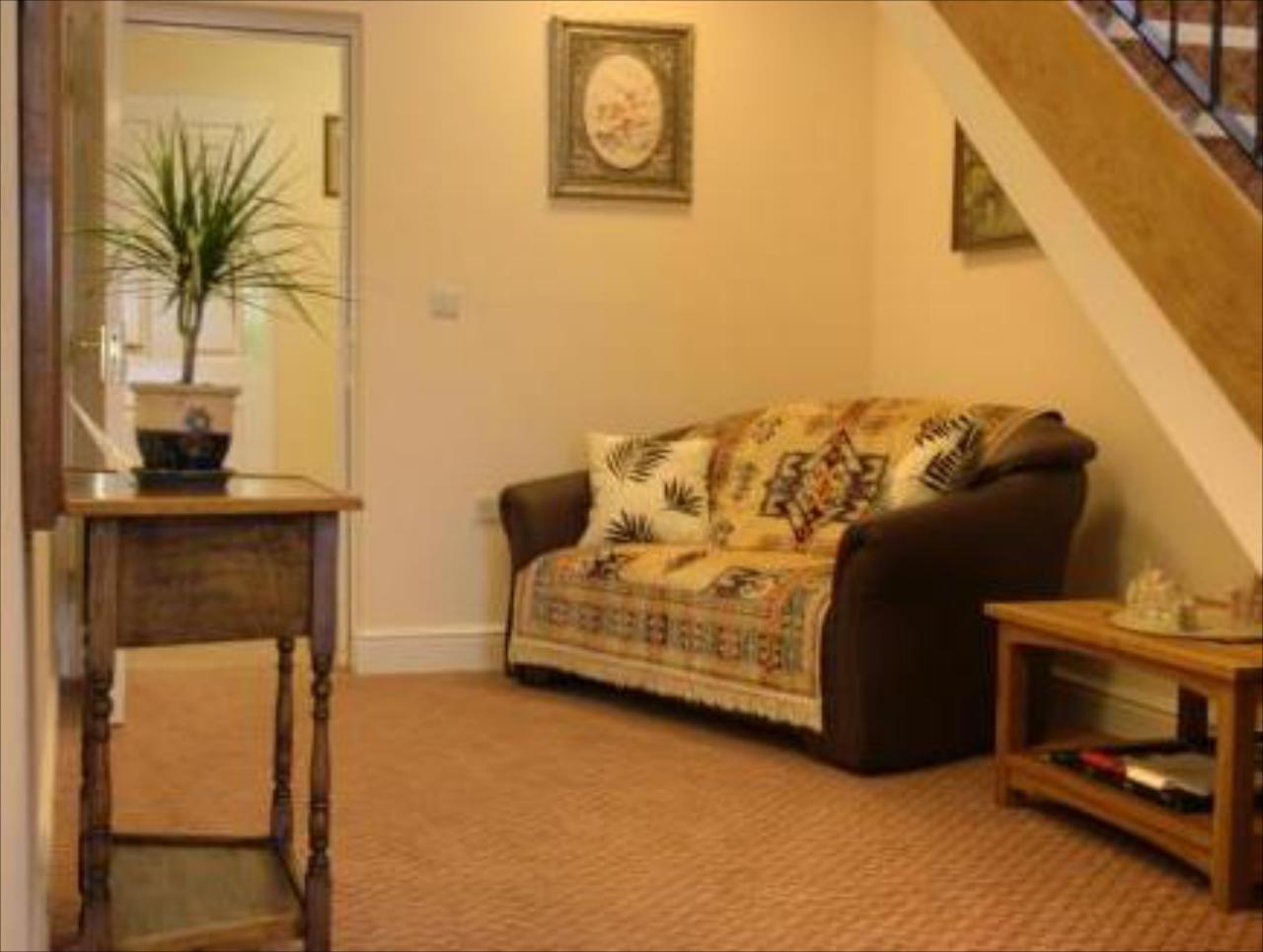 Woodridge Inn Hotel