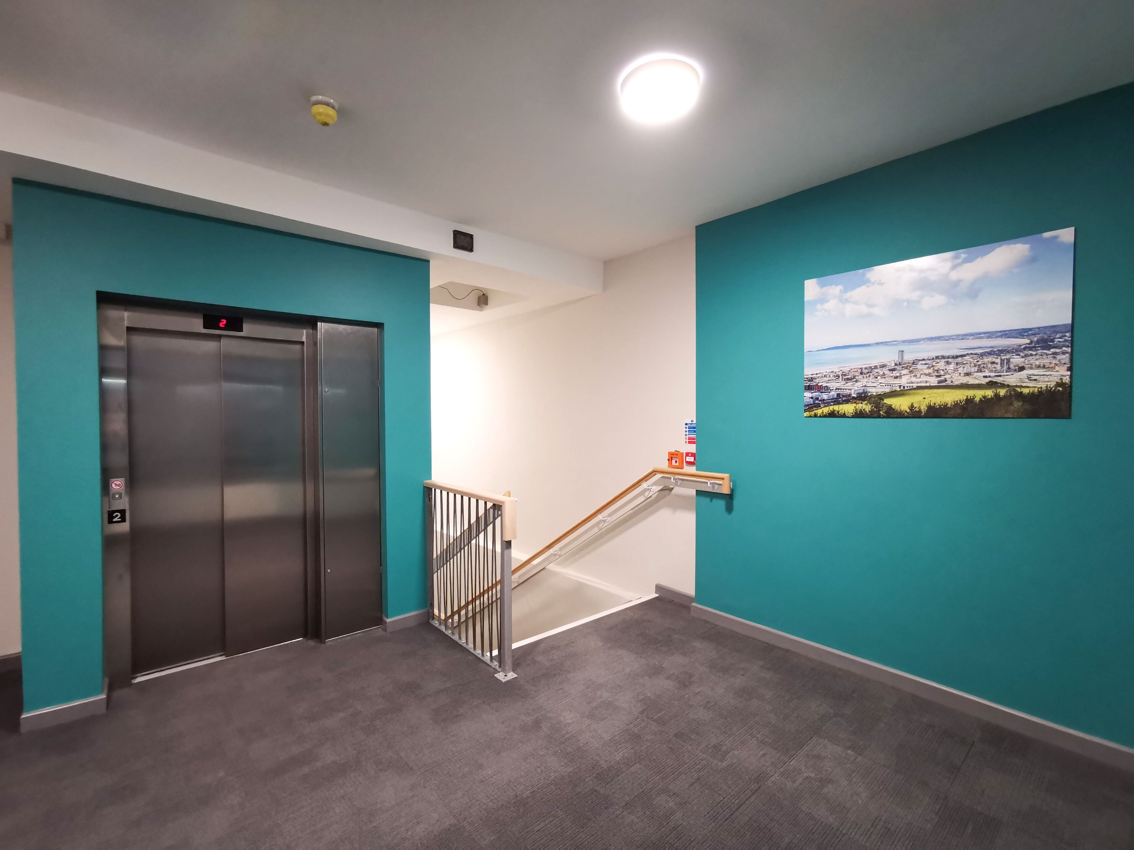 Cwtsh Hostel