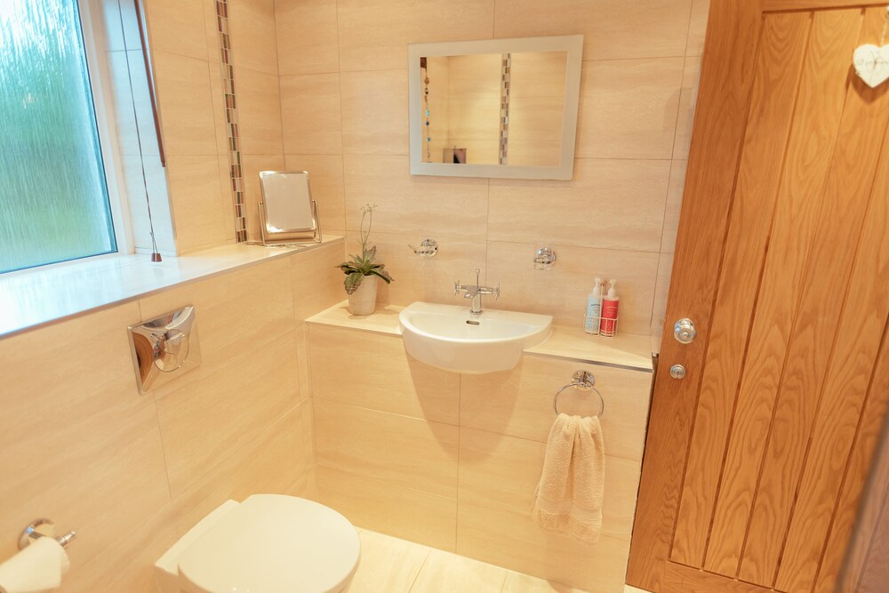 Luxury Cottage Eco Tub Logfire