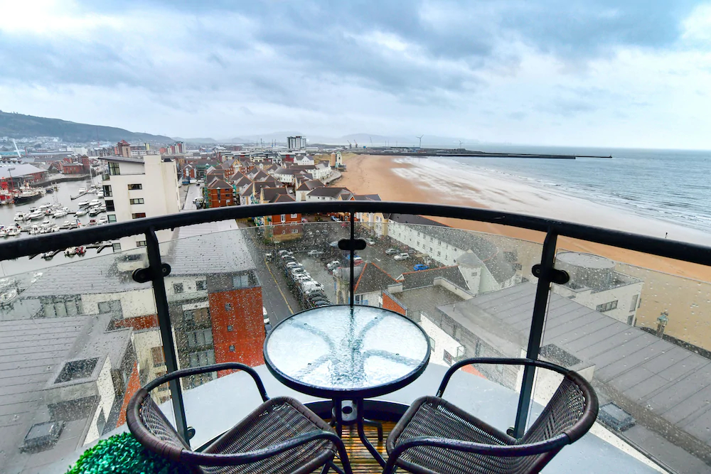 Just Stay Wales - Meridian Quay Apartments