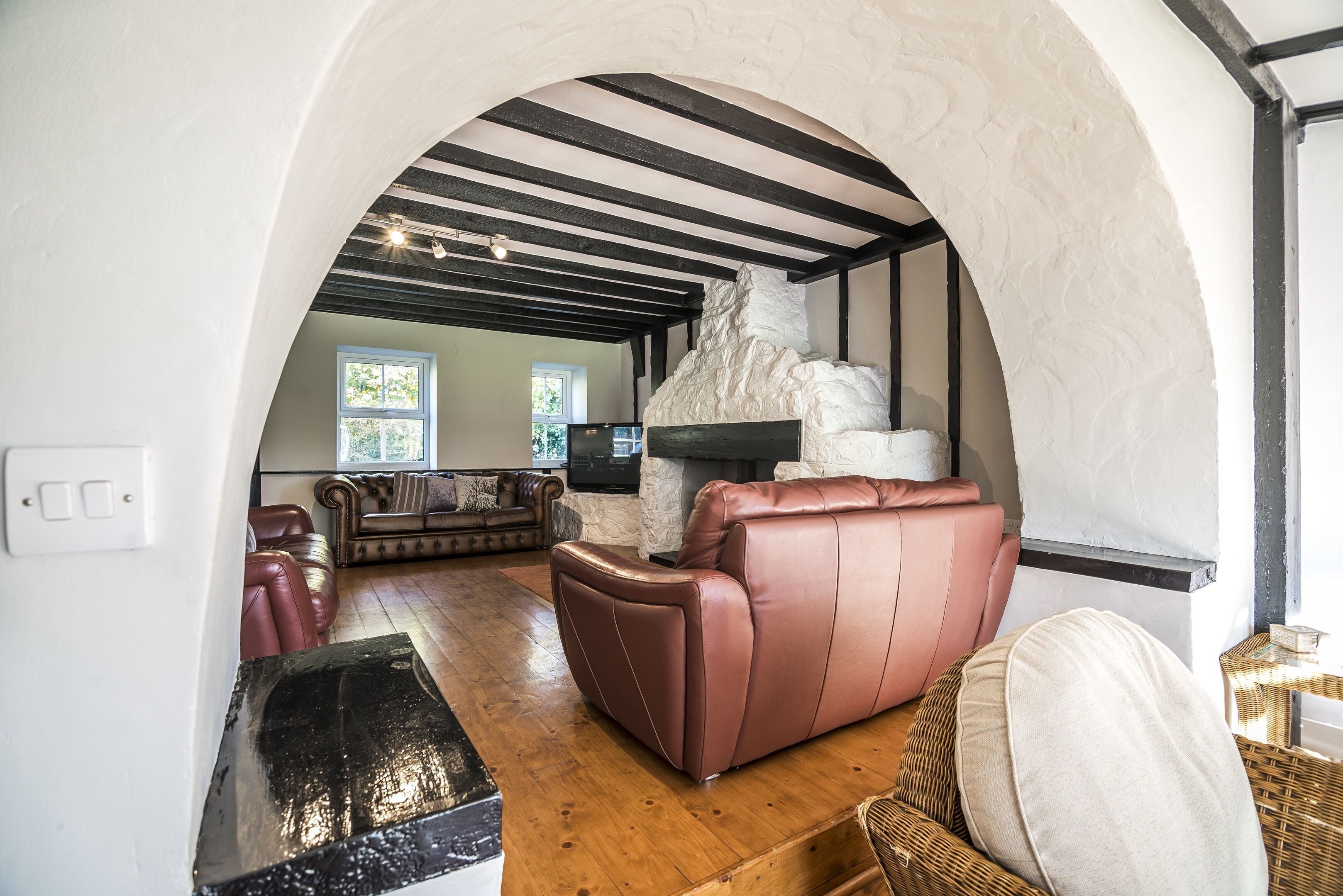 Barn Conversion - Hot Tub - Penally