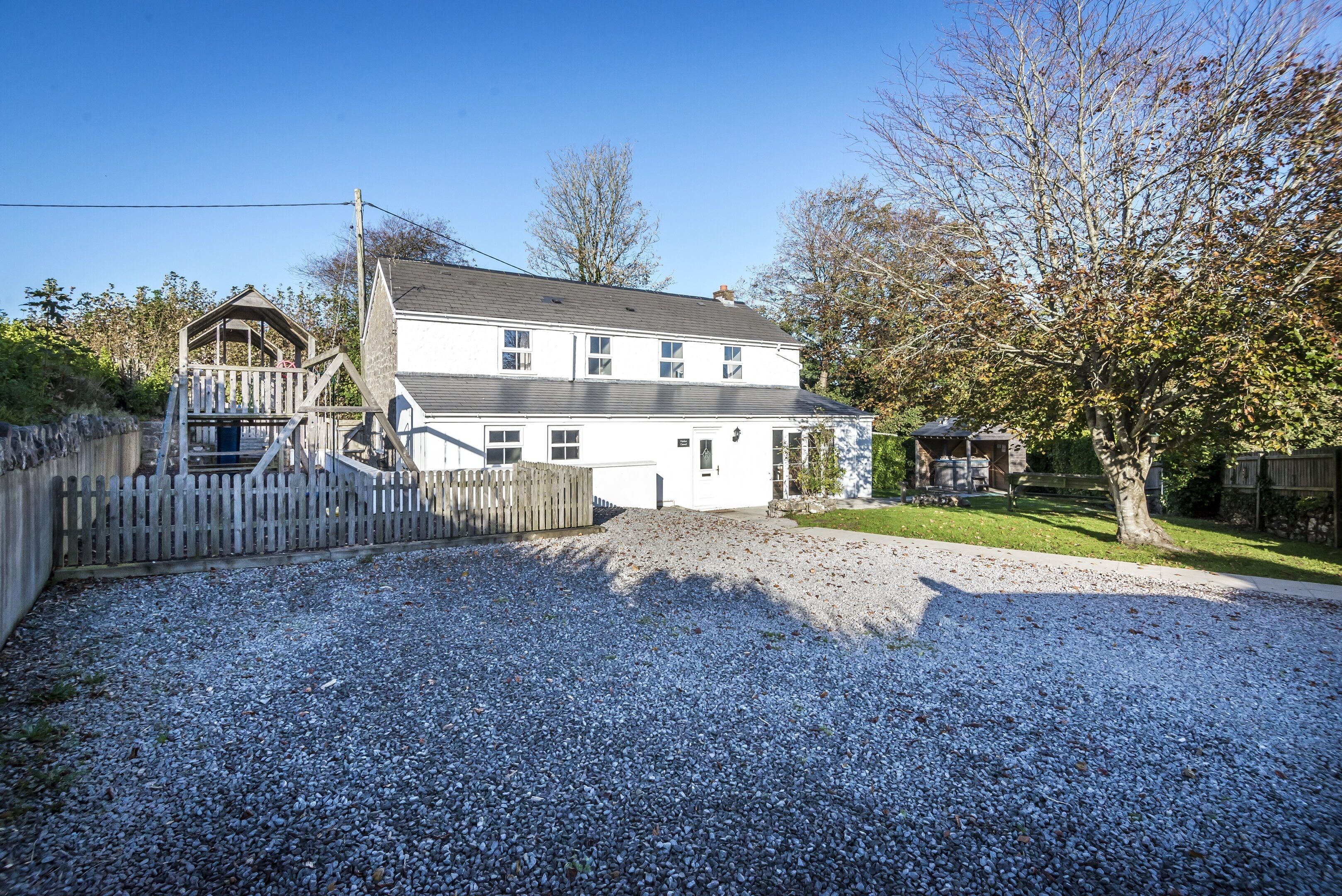 Barn Conversion - Hot Tub - Penally
