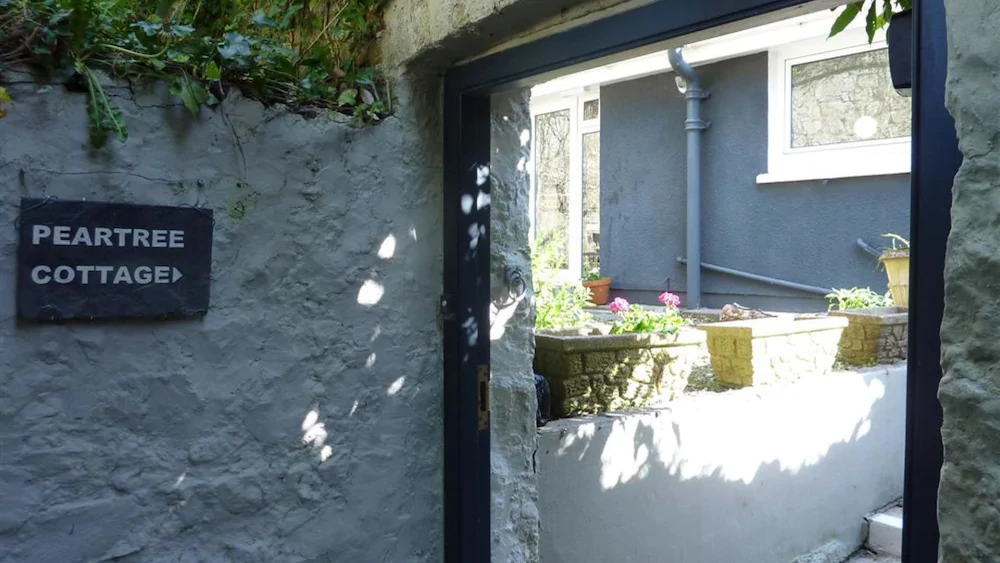 Pear Tree Cottage