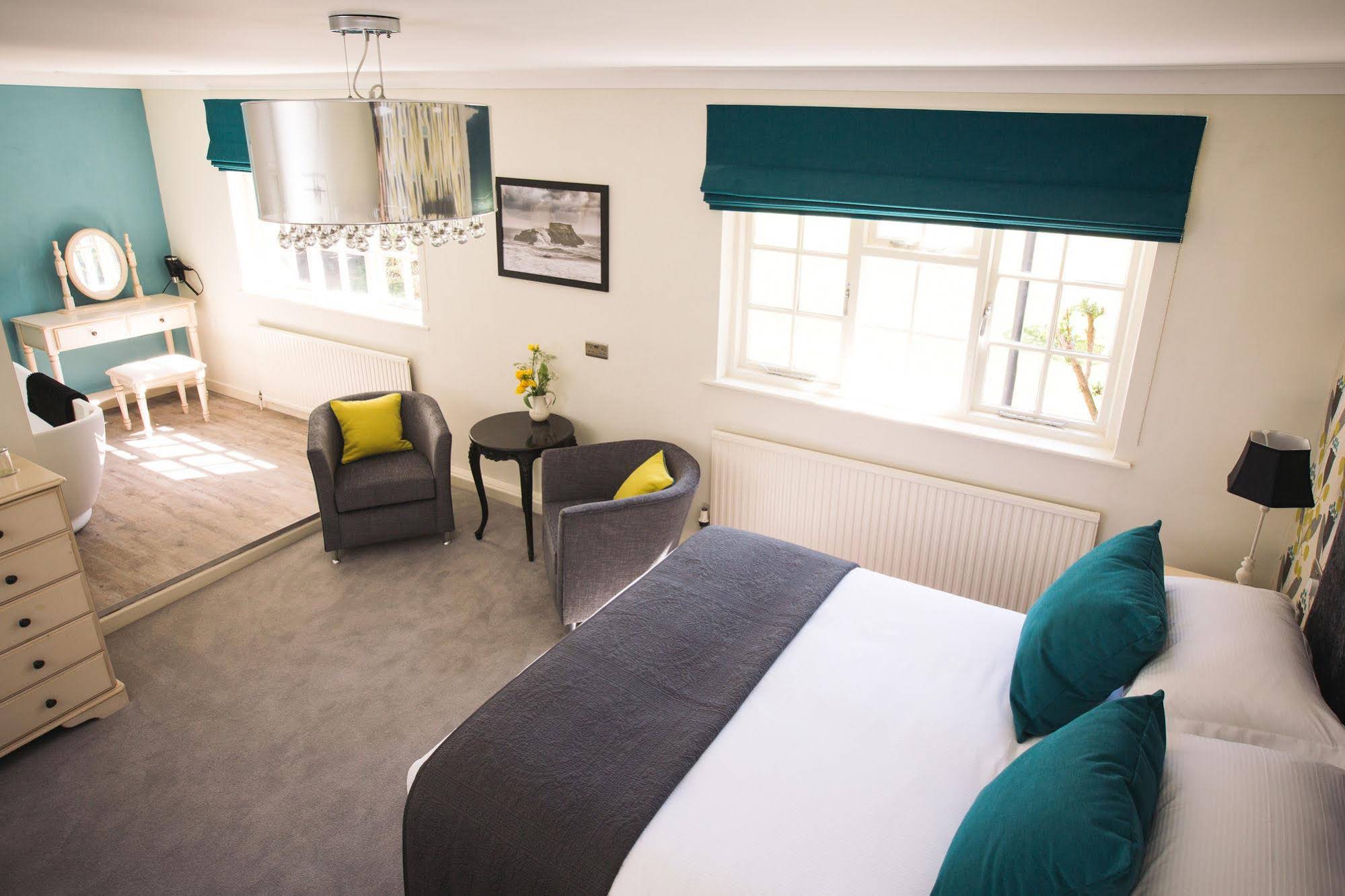 The Broadmead Hotel