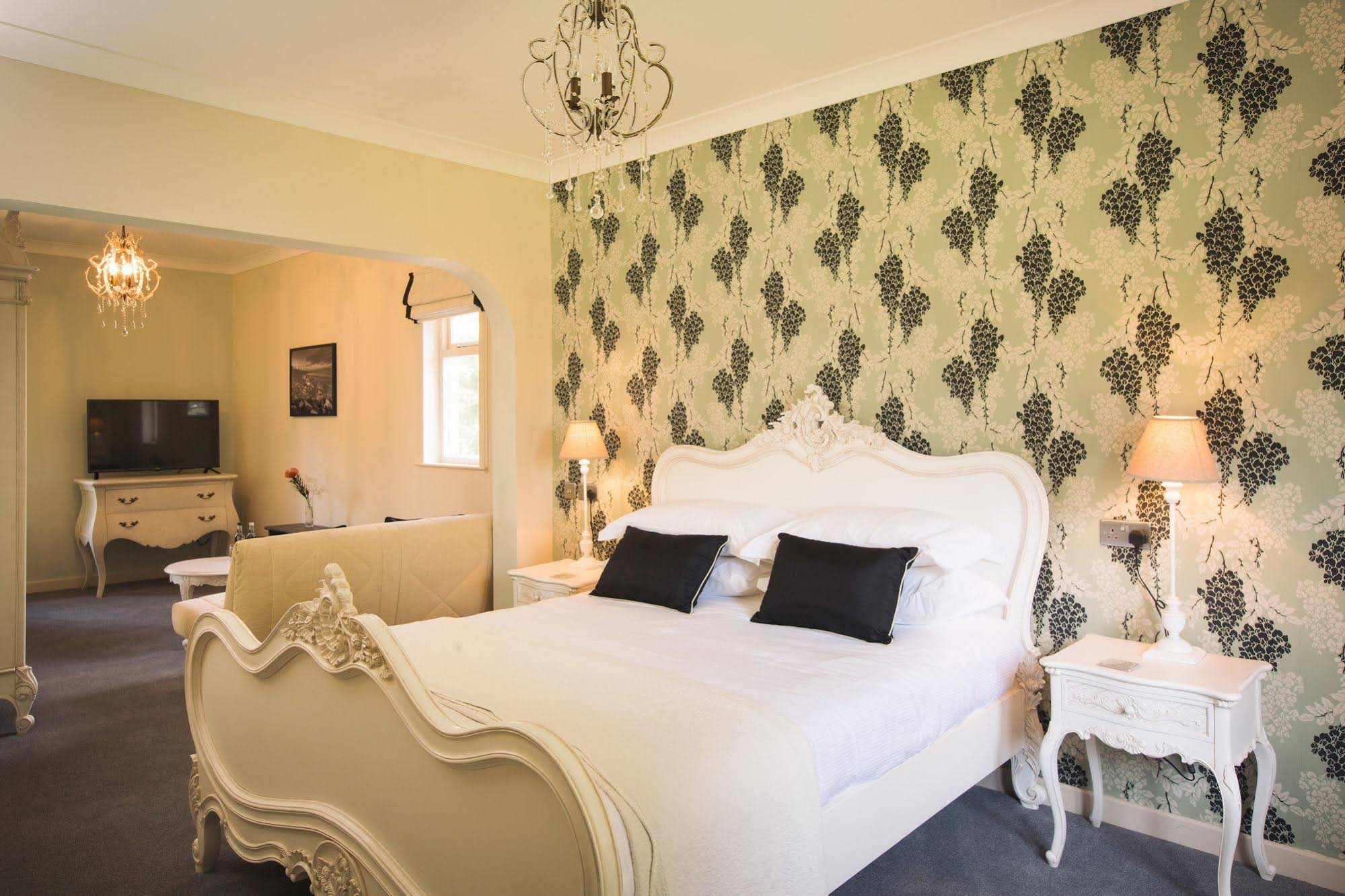 The Broadmead Hotel