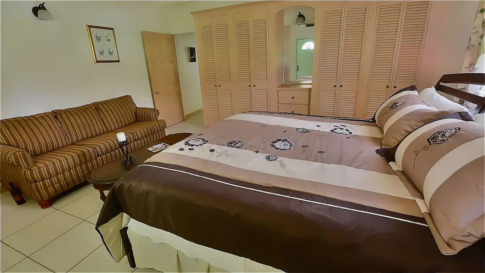 ClarenceVille Villa