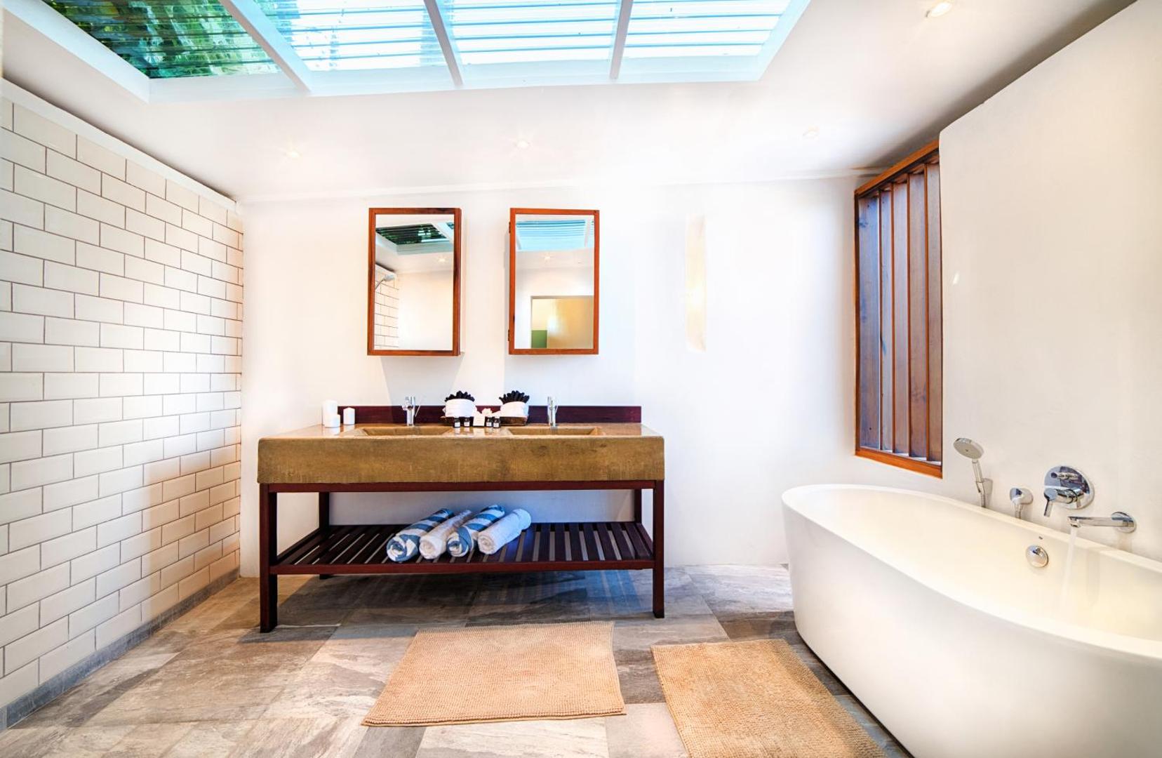 473 Grenada Boutique Resort