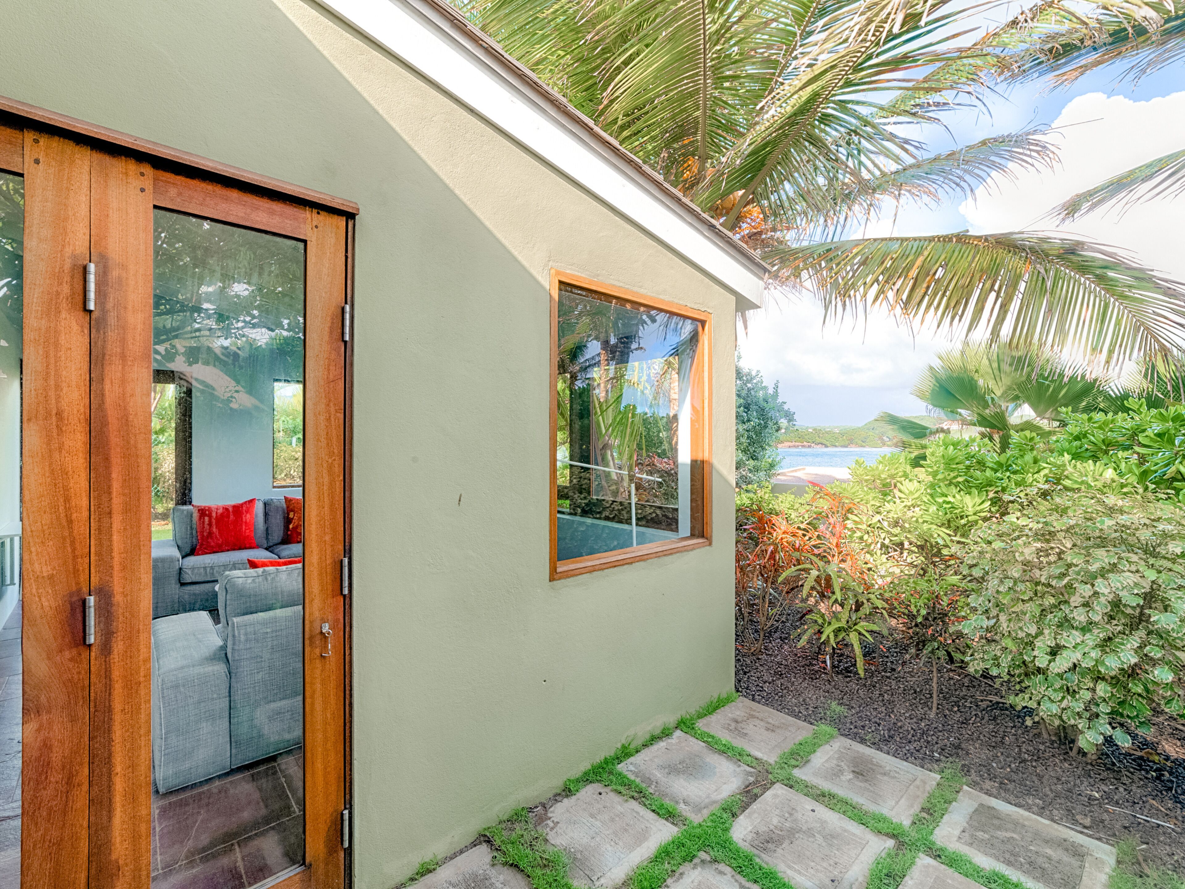 473 Grenada Boutique Resort