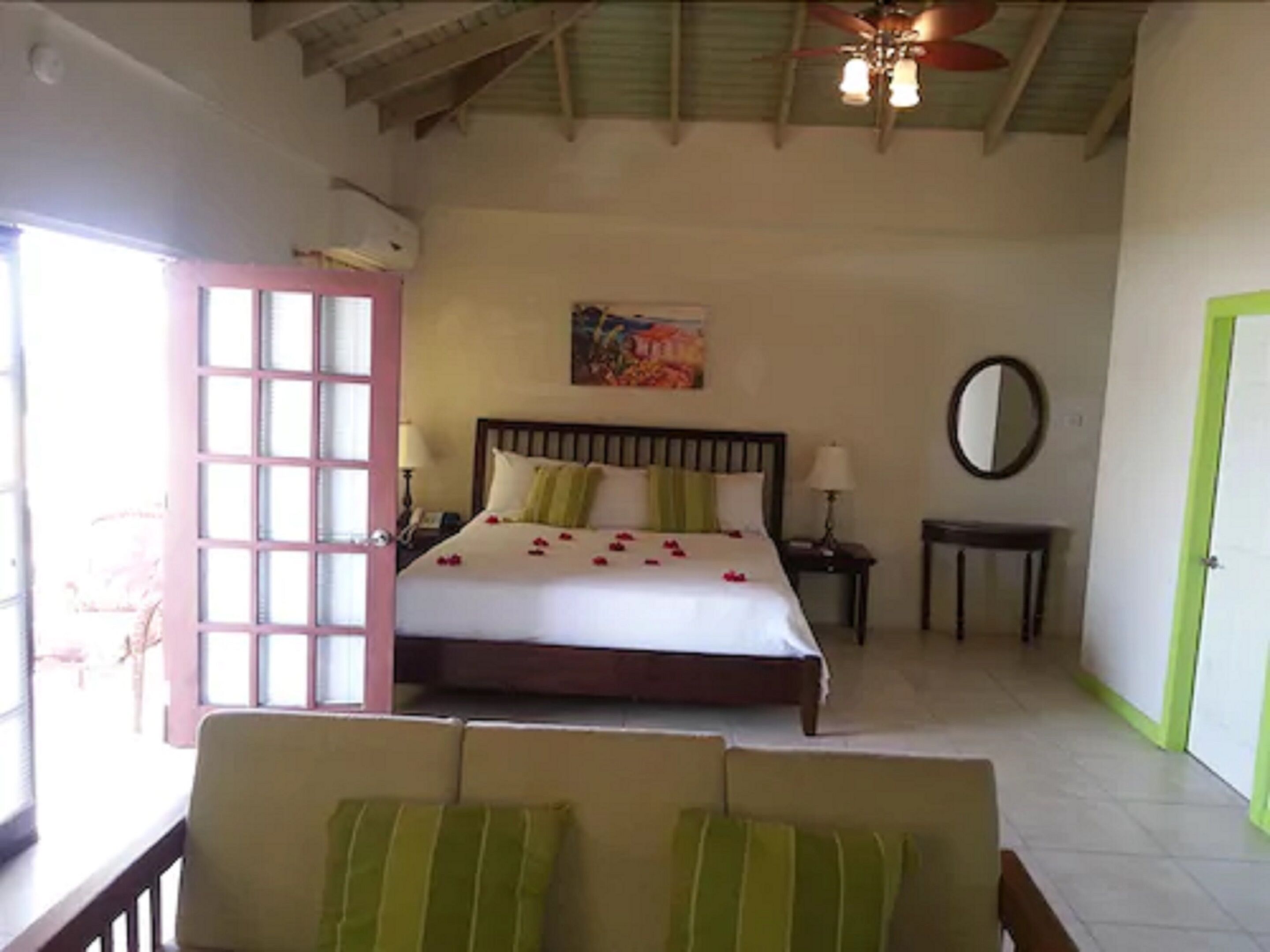 Grooms Beach Villas & Resort