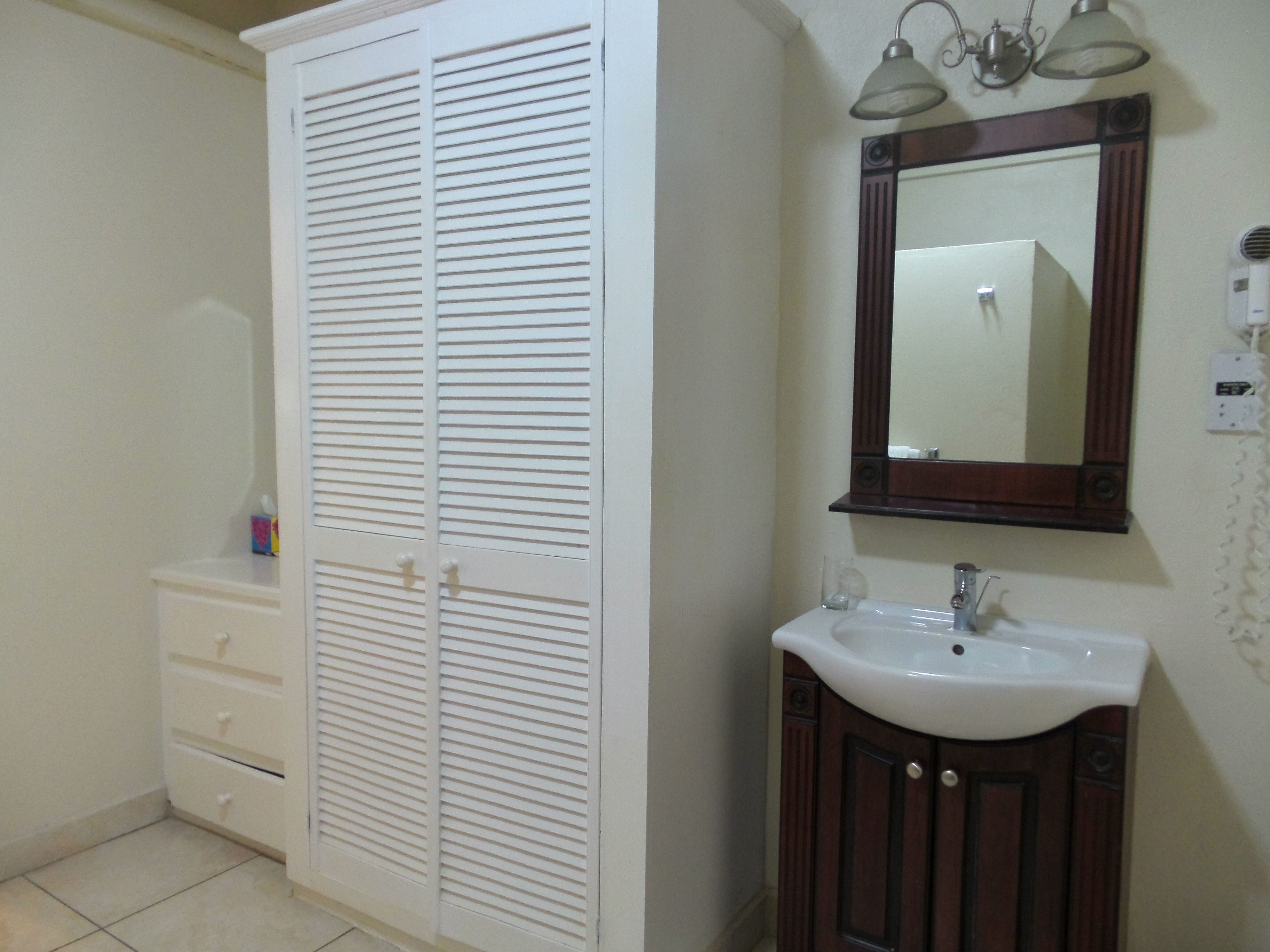 Grooms Beach Villas & Resort