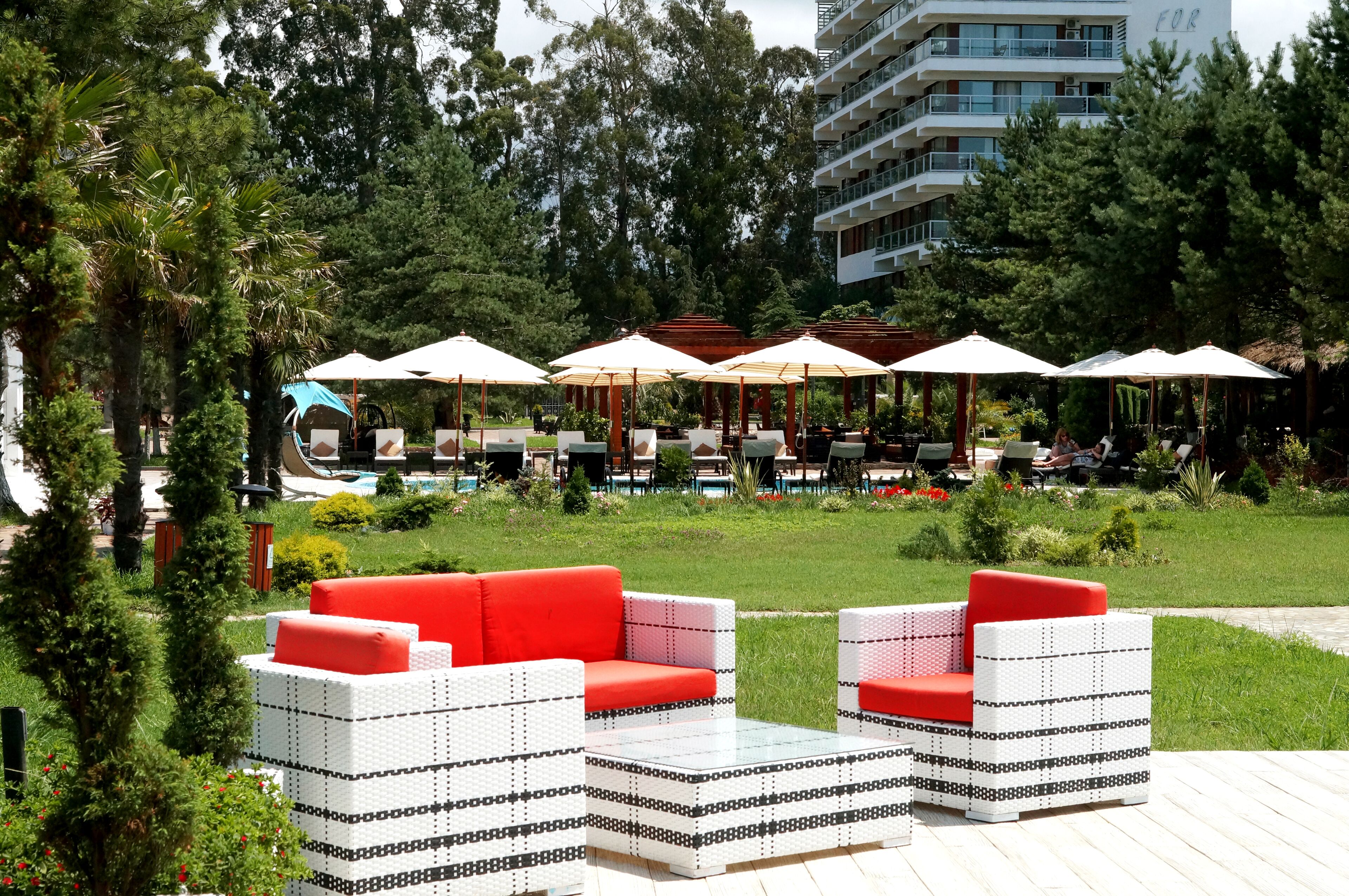 Dreamland Oasis Chakvi Hotel
