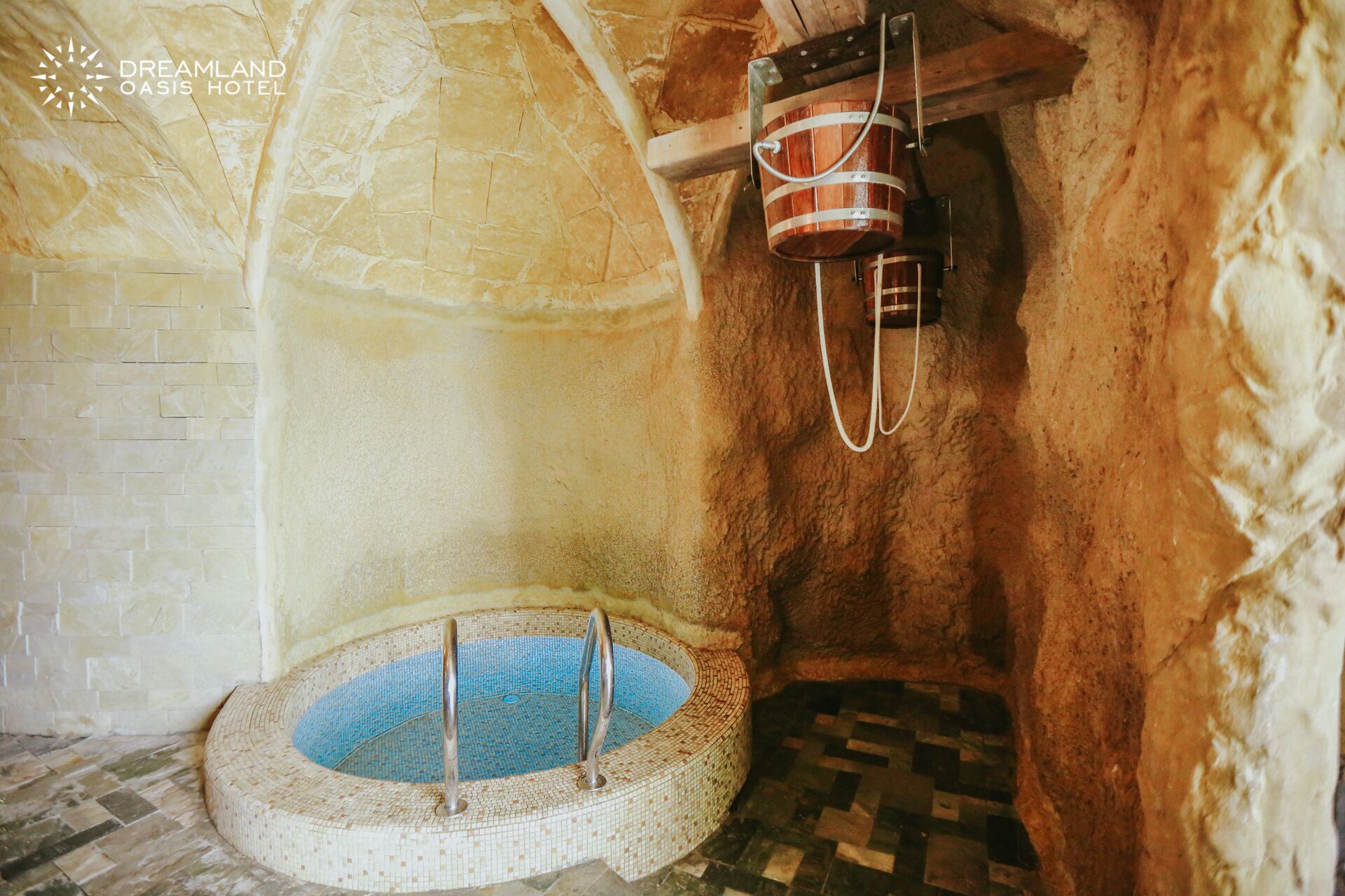 Dreamland Oasis Chakvi Hotel
